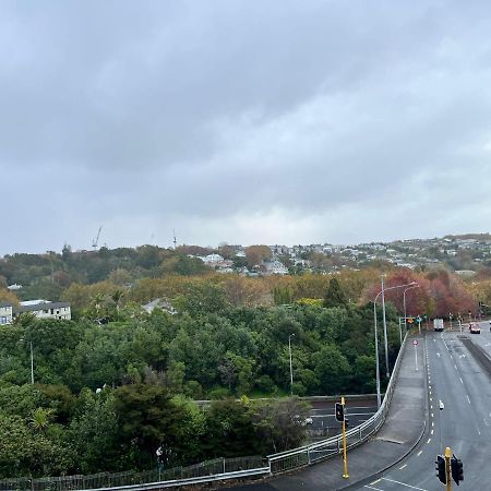 Free Wifi!! Spacious 1-Bedroom Apt, Auckland Cbd Esterno foto