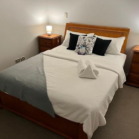 Free Wifi!! Spacious 1-Bedroom Apt, Auckland Cbd Esterno foto