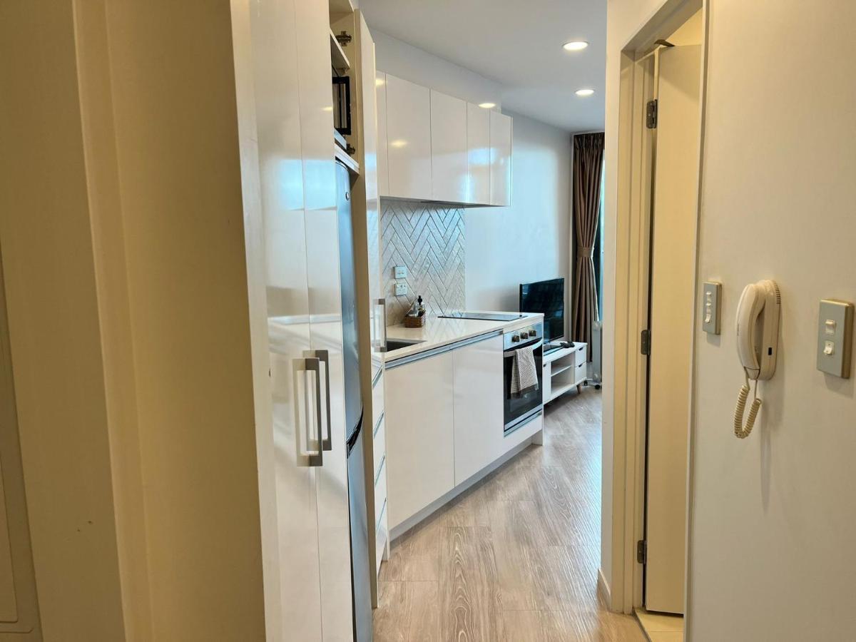 Free Wifi!! Spacious 1-Bedroom Apt, Auckland Cbd Esterno foto