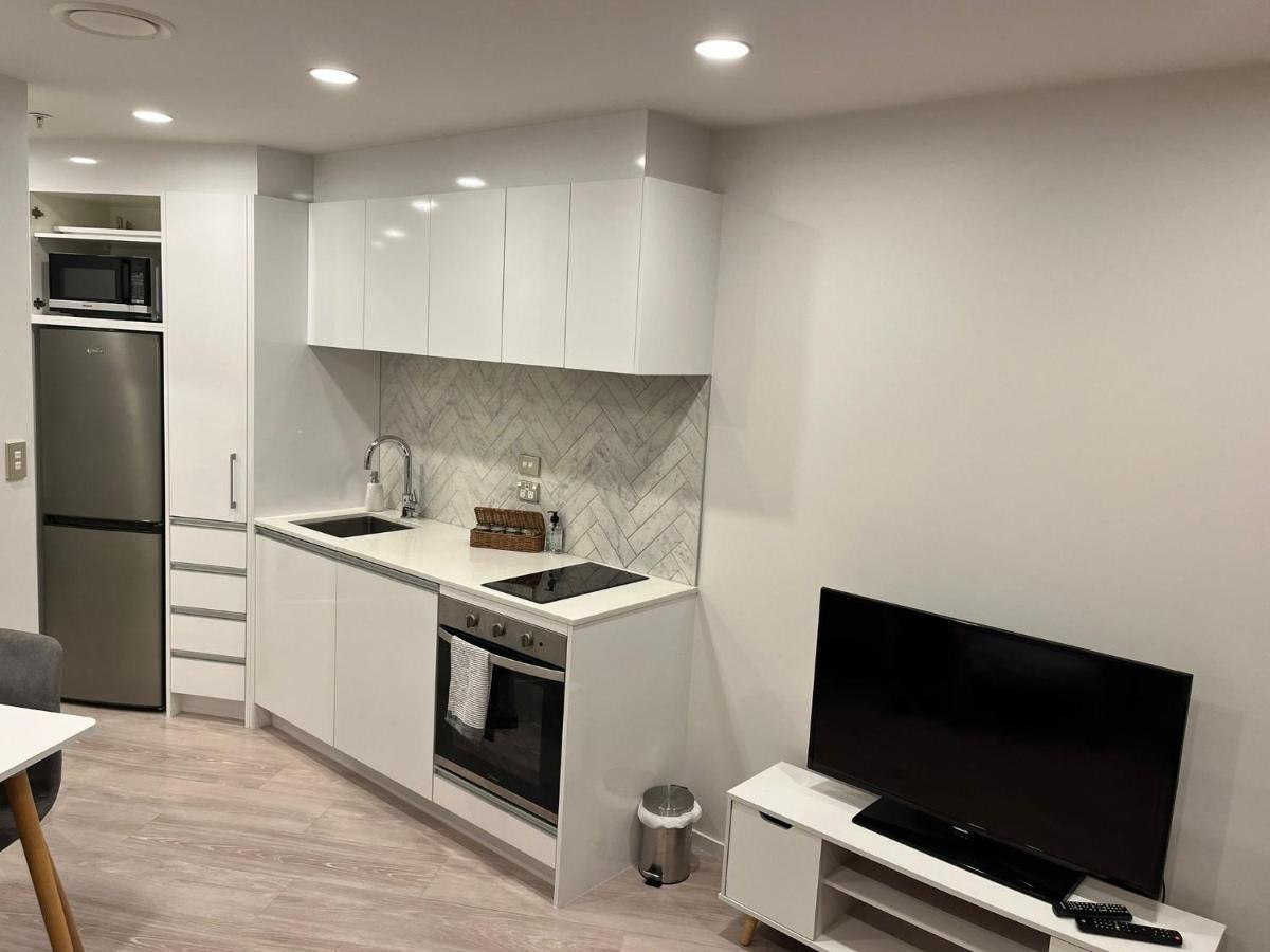 Free Wifi!! Spacious 1-Bedroom Apt, Auckland Cbd Esterno foto