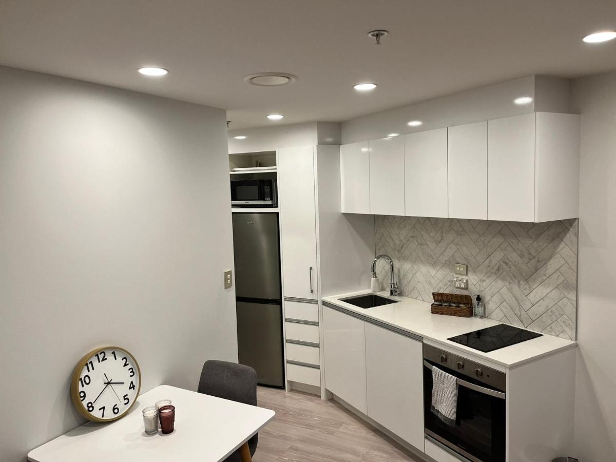 Free Wifi!! Spacious 1-Bedroom Apt, Auckland Cbd Esterno foto