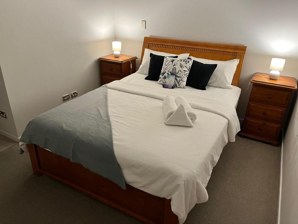 Free Wifi!! Spacious 1-Bedroom Apt, Auckland Cbd Esterno foto